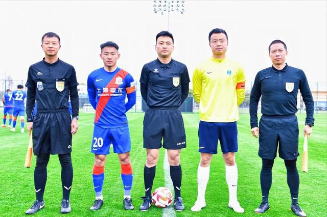 色哟哟www网站入口成人学校