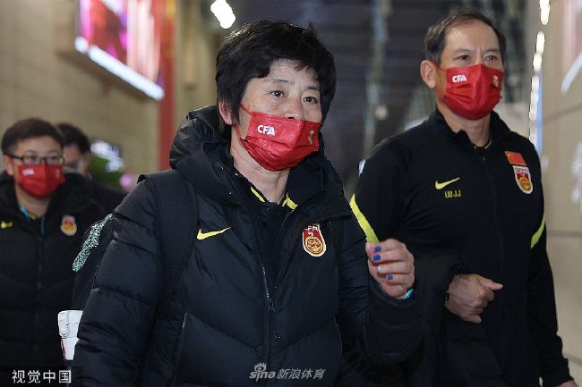 操日本老妇