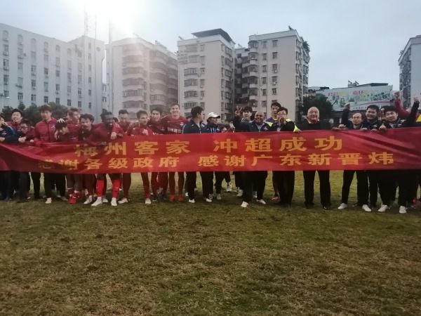 青青草原综合久久大伊人精品